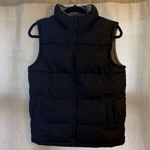 Old Navy Black Puffer Vest